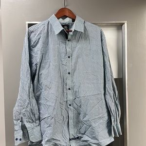 Men’s XL English Laundry Button down shirt.